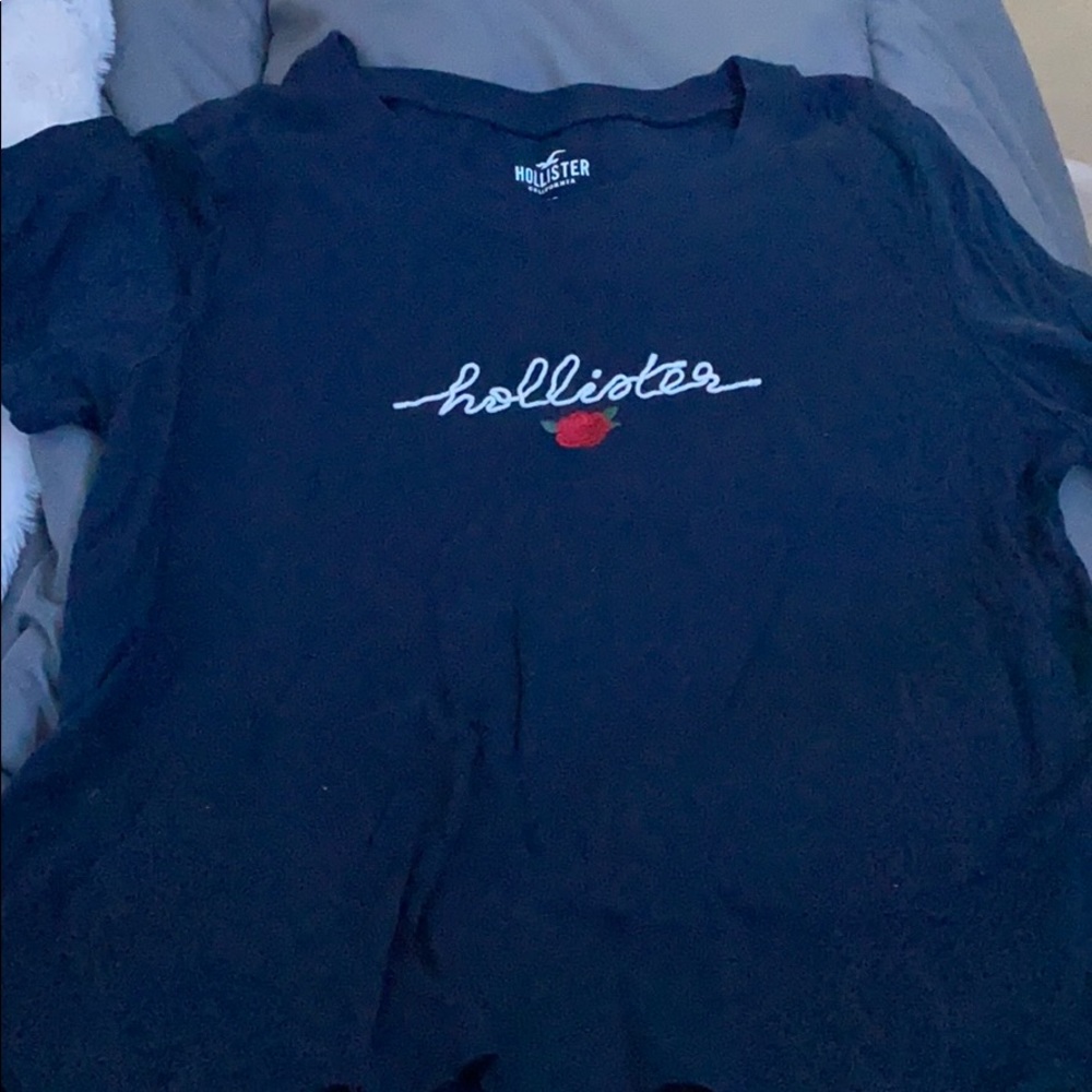 Hollister Tee